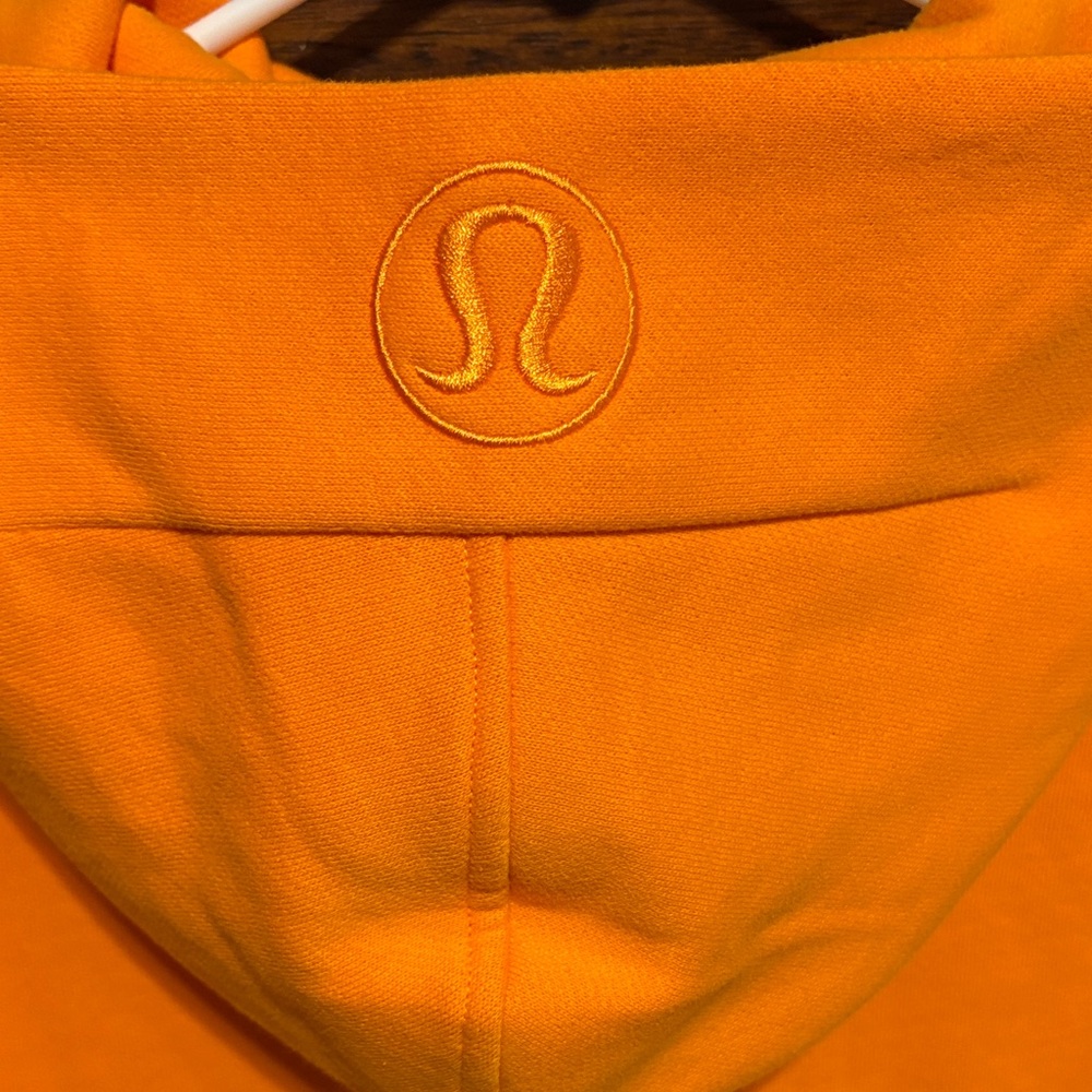 lululemon Scuba Oversized Full zip Hoodie - Picture 6 of 8
